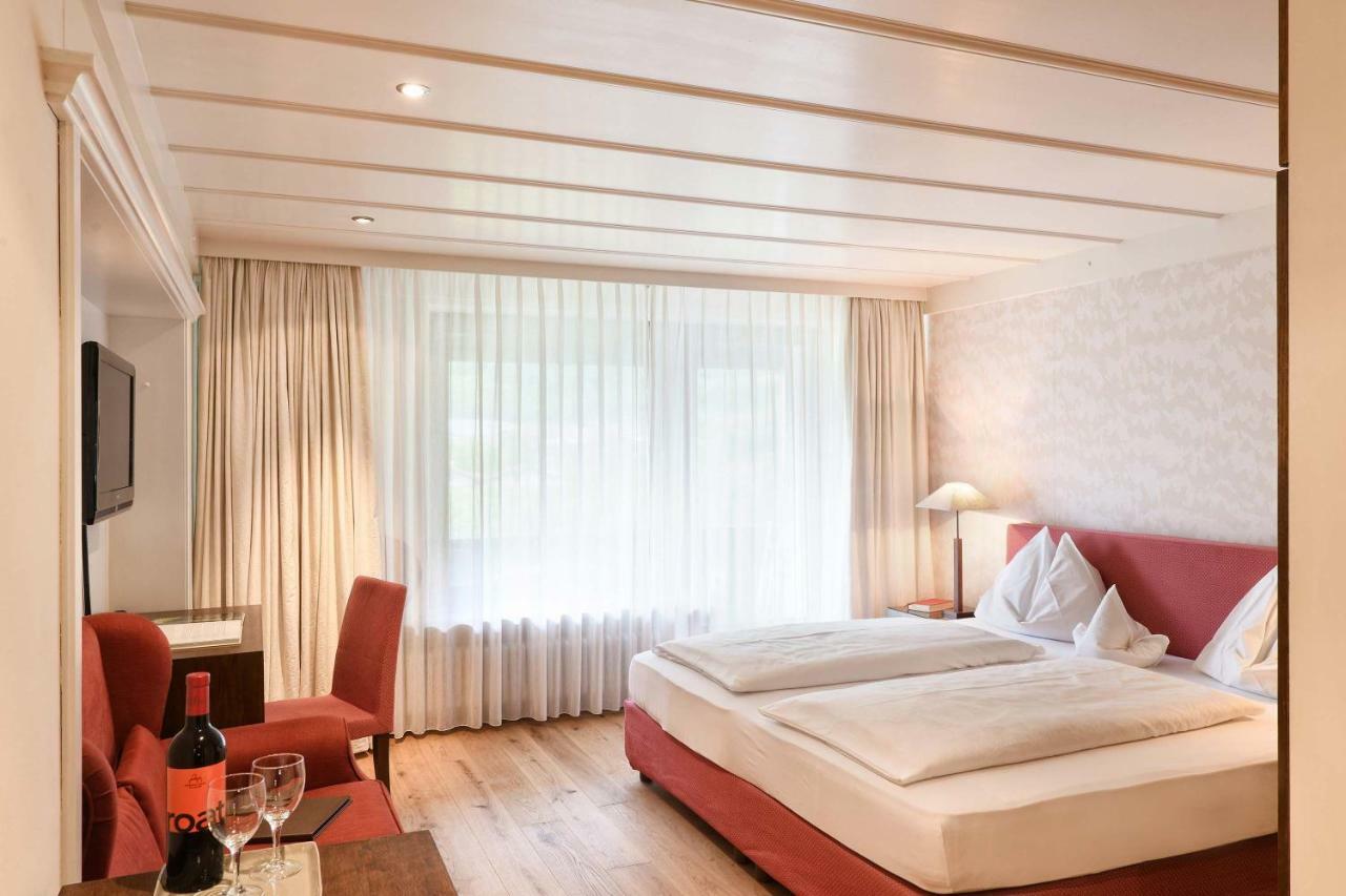 Ansitz Punthof Hotel Lagundo Bagian luar foto